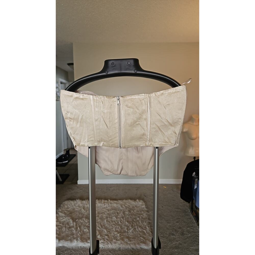 BARDOT - Women's corset - Picture 3 of 6
